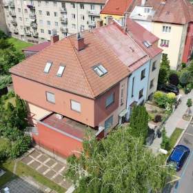 Prodej rodinného domu 205 m²  se zahradou v klidné části Brna- Žabovřesky / 19457366