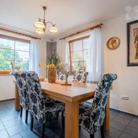 Foto inzerátu Elegantní rodinný dům uprostřed přírody s moderními technologiemi v Kamenici Ládví