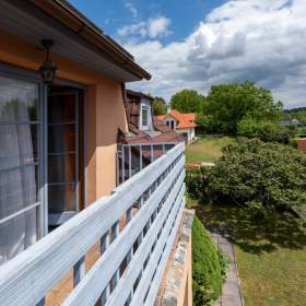 Foto inzerátu Elegantní rodinný dům uprostřed přírody s moderními technologiemi v Kamenici Ládví