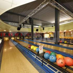 Foto inzerátu Prodej zábavního a bowlingového centra, Hradec Králové