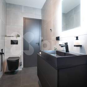 Foto inzerátu Prodej výjimečného domu 5+1 s garáží a zahradou ve Lhotě u Dřís.