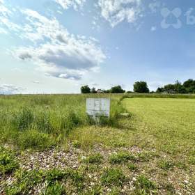 Prodej stavebního pozemku pro 736 m2, Choltice / 19480270