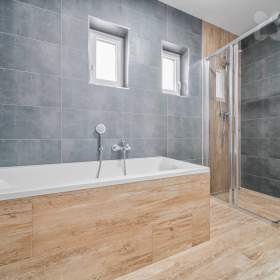 Foto inzerátu Prodej novostavby 5+kk se zahradou, Hradec Králové