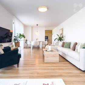 Foto inzerátu Novostavba rodinného domu 5+1, Neslovice - Jasanová, garáž, terasa