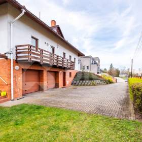Foto inzerátu Prodej rodinného domu s velkou zahradou, 1824 m2, Roudnice nad Labem