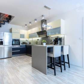 Mezonetový 3+kk byt o velikosti 89 m²  v srdci Holešovic / 19514848
