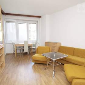 Pronájem bytu 2+kk, 45 m2, cihla, Praha Vršovice / 19514849