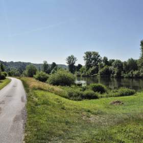 Foto inzerátu Prodej stavebního pozemku 827 m2, Chvatěruby u Kralup nad Vltavou
