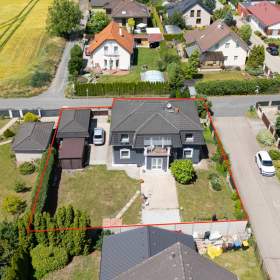 Exklusívně nabízíme rodinný dům v obci Hovorčovice. / 19516767