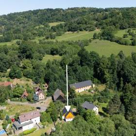 Foto inzerátu Prodej reakreačního domu 3+1 se zahradou 686 m2 v klidné přírodě - Starý Šachov