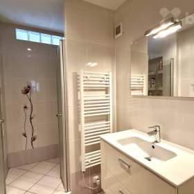 Foto inzerátu Prodej, Byt 4+1, 91 m2, Mandysova ulice, Nový Hradec Králové