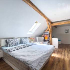 Foto inzerátu Prodej zavedeného penzionu pod hradem Houska - funkční provoz v atraktivní lokalitě