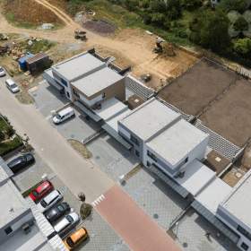 Foto inzerátu Rodinný dům 5+kk s garáží a zahradou - novostavba na pozemku 501 m², Hořovice