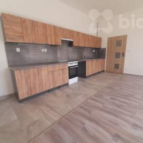 Pronájem bytu 3+kk, 63 m2, ul. Husova Louny / 19536255