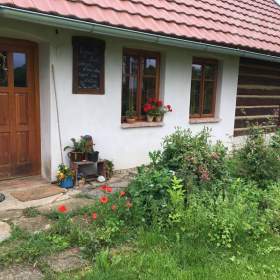 Foto inzerátu Veliny - poloroubenka - pozemek 4485m2