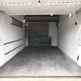 Foto inzerátu Řadová garáž 18m2 Kolín, U Cihelny, Jablotron