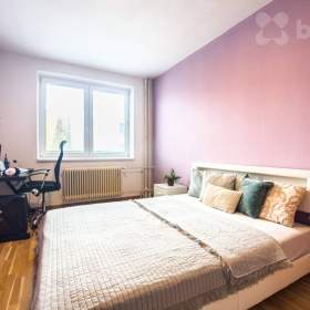 Foto inzerátu Prodej bytu v 1/2NP - 3+1, 77 m2, lodžie 5 m2, sklep 33 m2, Uherčice