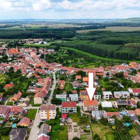 Foto inzerátu Prodej bytu v 1/2NP - 3+1, 77 m2, lodžie 5 m2, sklep 33 m2, Uherčice