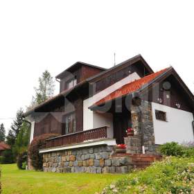 Fotka k inzerátu Prodej rekreačního domu 193m2 s bazénem a zahradou -  Baldovec / 19580954
