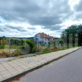 Foto inzerátu Pozemek k výstavbě rodinného domu 819m2 - Moravský Krumlov, část Rakšice