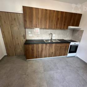 Pronájem bytu 2+kk po rekonstrukci, Vrchlabí / 19550028