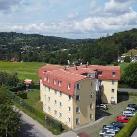 Prostorný byt 2+kk/B, OV, 44m2, se zahradou a parkovacím místem, Mnichovice u Prahy / 19550247