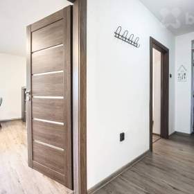 Foto inzerátu Prodej bytu 3+1/L, 75 m2, zahrada, parkování, Nučice, okr. Praha - západ