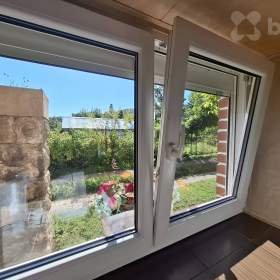 Foto inzerátu Prodej bytu 1+kk 37 m2 se zahrádkou v Loděnici