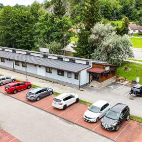 Prodej ubytovacího zařízení 433m2, pozemek 597 m2 / 19551554