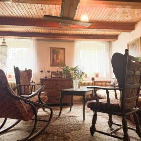 Foto inzerátu Prodej rodinného domu 310 m2 se stodolou 330m2 na pozemku 5 820 m2 v obci Valkeřice