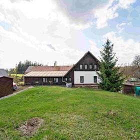 Foto inzerátu Prodej dvou ubytovacích zařízení 968 m2 užitné plochy, s pozemkem 4150 m2, Lučany nad Nisou