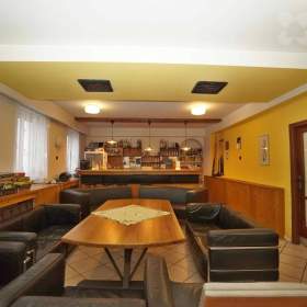 Foto inzerátu Prodej dvou ubytovacích zařízení 968 m2 užitné plochy, s pozemkem 4150 m2, Lučany nad Nisou