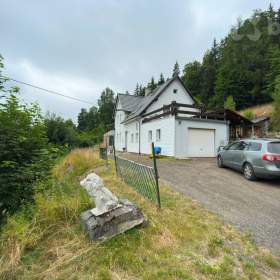 Foto inzerátu Rodinný dům - Nejdek, užitná plocha 280 m2, pozemek 1622 m2