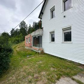 Foto inzerátu Rodinný dům - Nejdek, užitná plocha 280 m2, pozemek 1622 m2