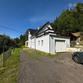 Foto inzerátu Rodinný dům - Nejdek, užitná plocha 280 m2, pozemek 1622 m2