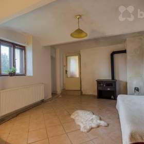 Foto inzerátu Rodinný domek se zahrádkou ve Volenicích