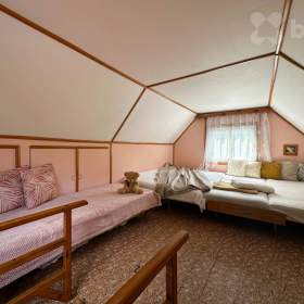 Foto inzerátu Prodej chaty - Horní Blatná, užitná plocha 72 m2, zahrada 1278 m2.