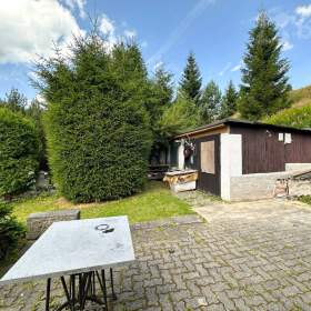 Foto inzerátu Prodej chaty - Horní Blatná, užitná plocha 72 m2, zahrada 1278 m2.