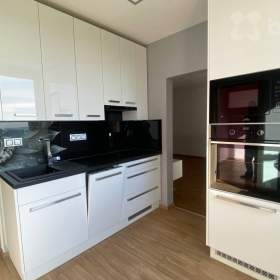 Pronájem slunného bytu ve Zlíně -  JS / 19599456