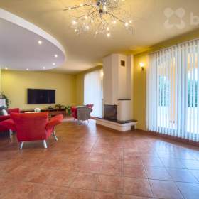 Foto inzerátu Prodej rodinného domu 6kk, 314 m2, zahrada 1385m2 - Stolany u Chrudimi