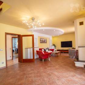 Foto inzerátu Prodej rodinného domu 6kk, 314 m2, zahrada 1385m2 - Stolany u Chrudimi