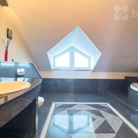 Foto inzerátu Prodej rodinného domu 6kk, 314 m2, zahrada 1385m2 - Stolany u Chrudimi