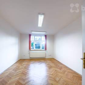 Foto inzerátu Pronájem rodinného domu, 5+kk, 242m2, pozemek 365 m2, Rooseveltova, Kladno