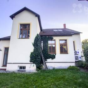 Foto inzerátu Pronájem rodinného domu, 5+kk, 242m2, pozemek 365 m2, Rooseveltova, Kladno