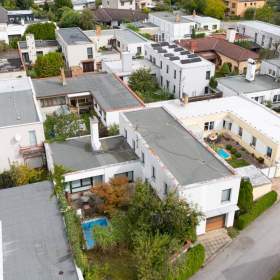 Foto inzerátu Na prodeji prostorný rodinný dům 6+1 v Českých Budějovicích