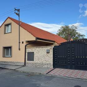 Prodej domu (127m²  ) v Unhošti / 19599588