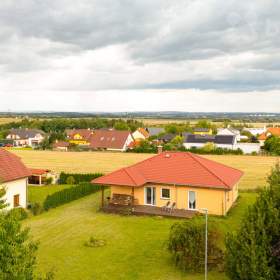 Bungalov 4+kk, 133 m2 ve Škvorci u Prahy / 19599615