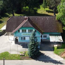 Foto inzerátu Prodej prostorného domu (670 m²) s velkým pozemkem v Dolní Kalné