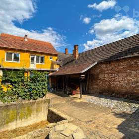 Foto inzerátu Prodej stavebního pozemku v Hovoranech