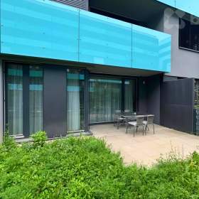 Foto inzerátu Rezervace! Pronájem moderního bytu 2+kk se zahrádkou - Praha 7, Holešovice